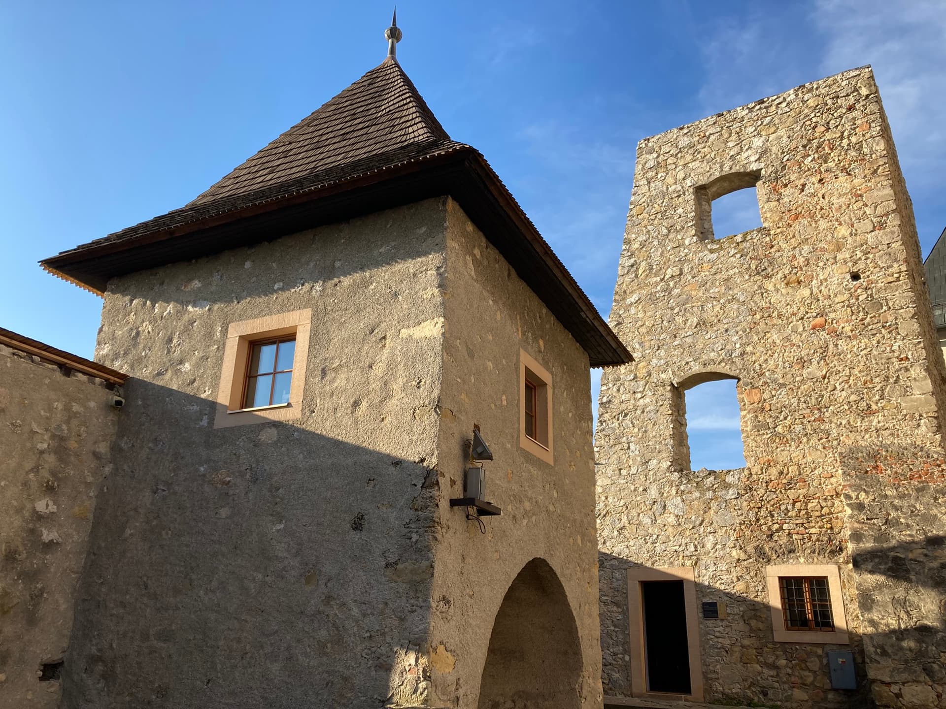 Trenčiansky hrad - 5. brána, letná veža 2