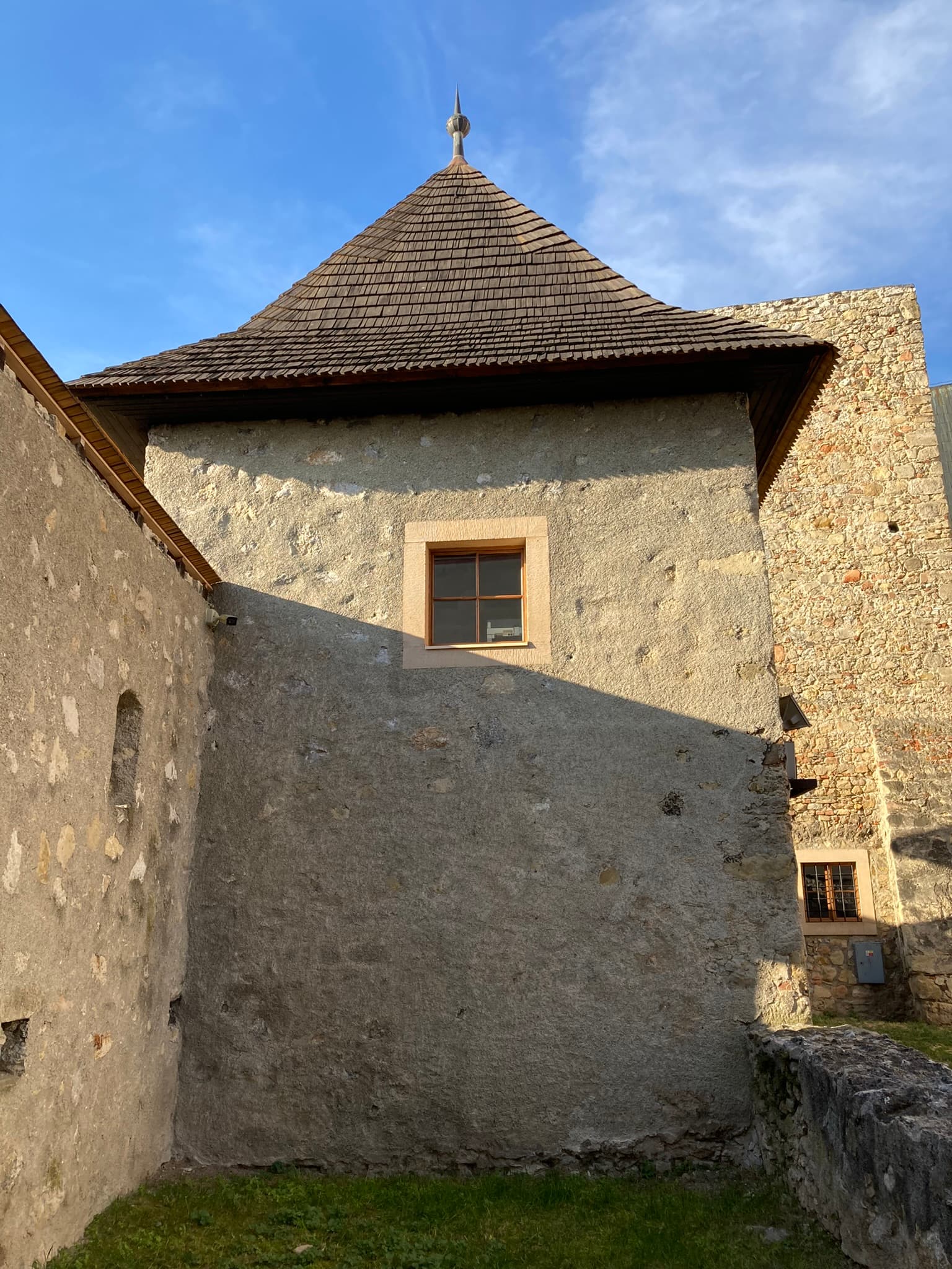 Trenčiansky hrad - 5. brána, letná veža 3