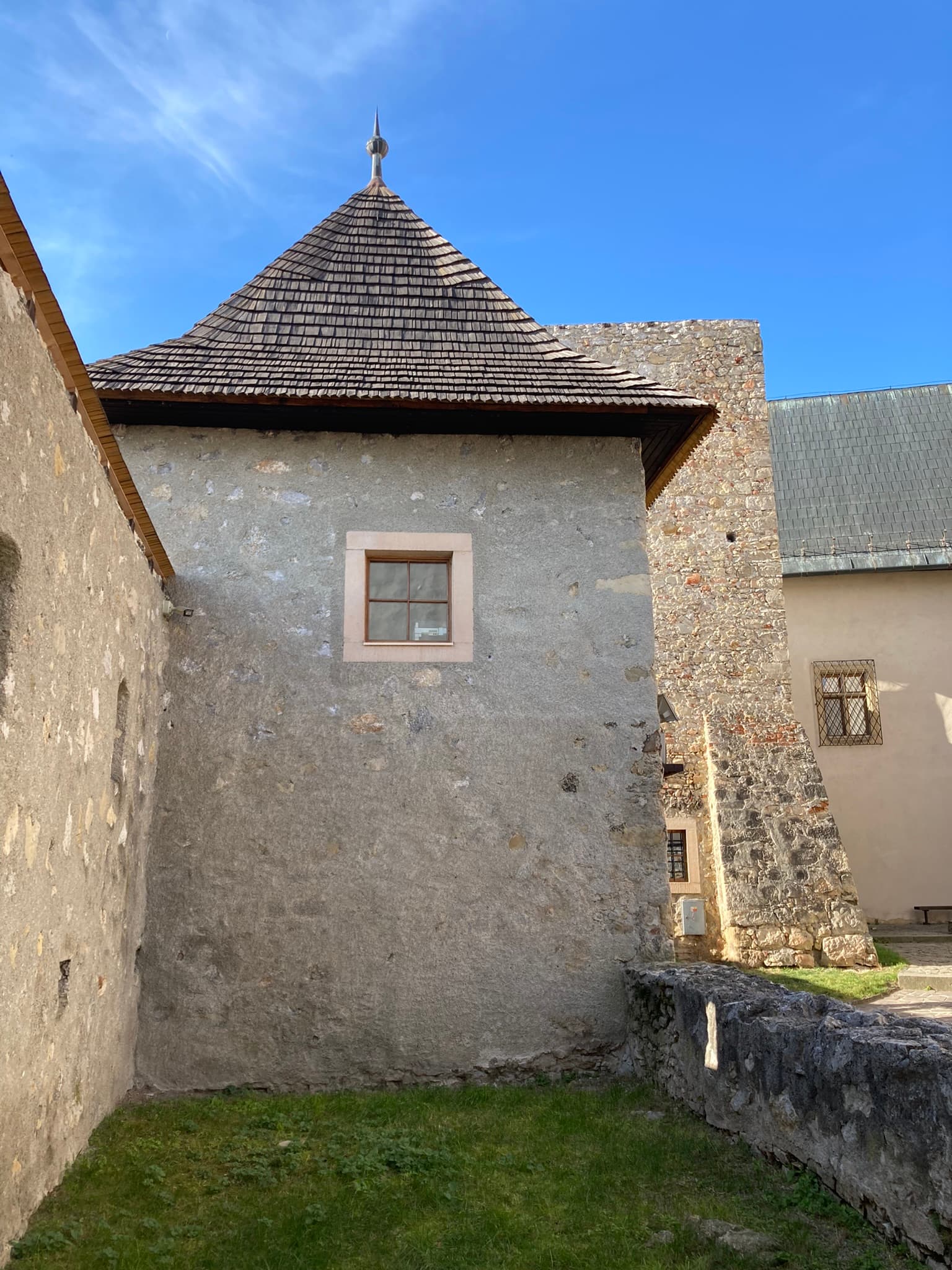 Trenčiansky hrad - 5. brána, letná veža 19