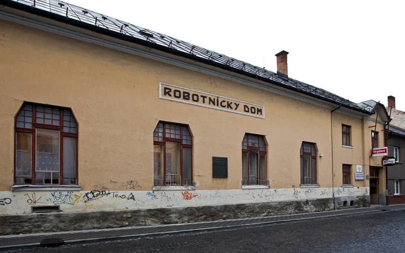 Národná pamiatka - robotnícky dom v Banskej Bystrici 13